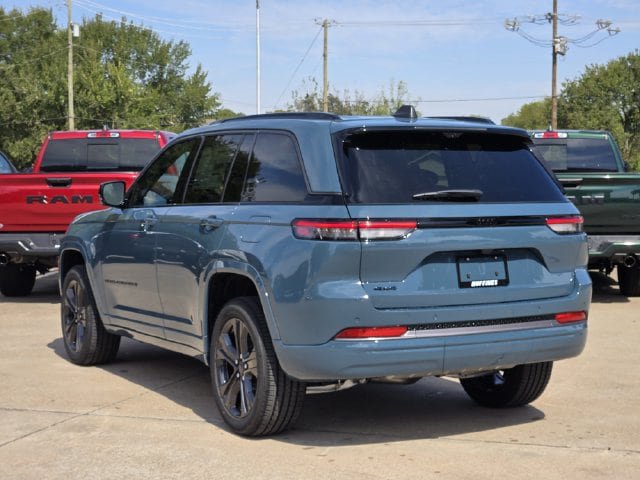 New 2027 Jeep Grand Cherokee Limited AWD/4WD image 4