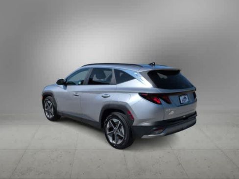 Used 2025 Hyundai Tucson SEL FWD image 6
