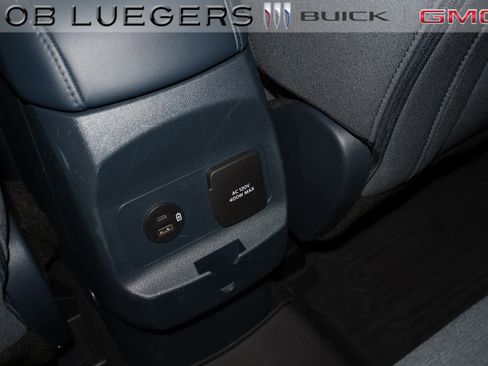 Used 2022 Ford Maverick XLT image 15