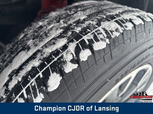 Used 2023 Jeep Renegade Latitude image 11