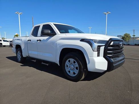 New 2026 Toyota Tundra SR image 2