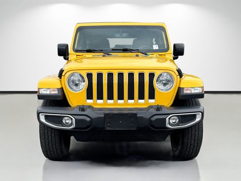 Used 2019 Jeep Wrangler Unlimited Sahara w/ Dual Top Group image 8