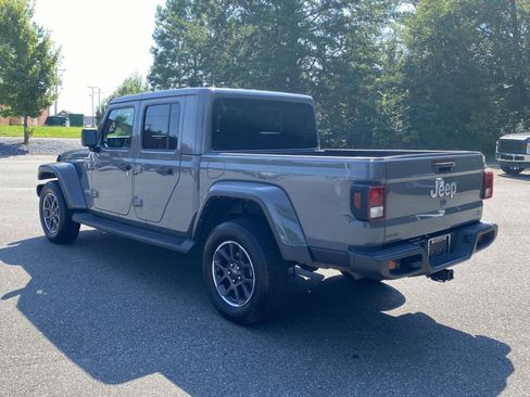 Used 2021 Jeep Gladiator Overland w/ Popular Equipment Package image 6