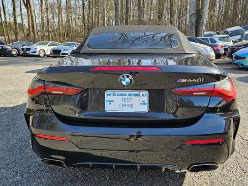 Used 2021 BMW M440i Convertible image 38