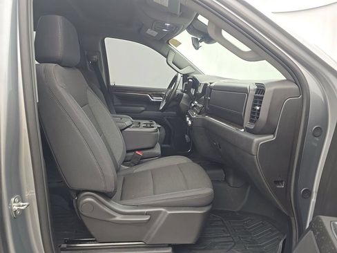 Certified 2024 GMC Sierra 1500 Elevation w/ LPO, Elevation Black Package AWD/4WD image 12
