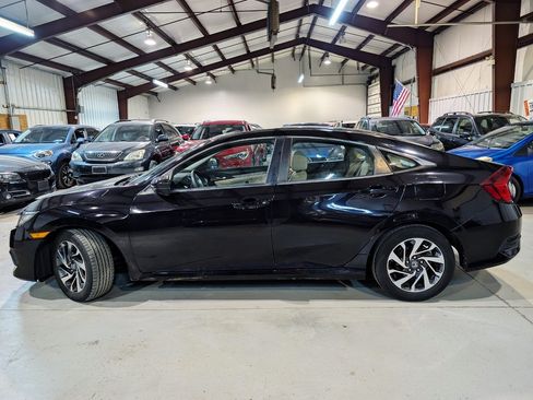 Used 2016 Honda Civic EX image 4
