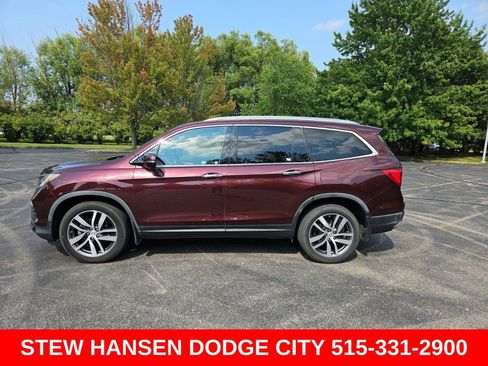 Used 2016 Honda Pilot Touring image 1