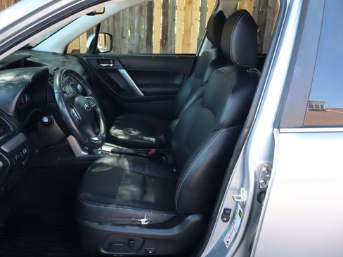 Used 2015 Subaru Forester 2.5i Limited AWD/4WD image 19