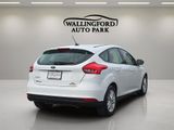 Used 2015 Ford Focus SE image 4