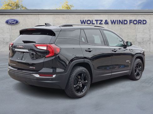Used 2022 GMC Terrain AT4 image 6