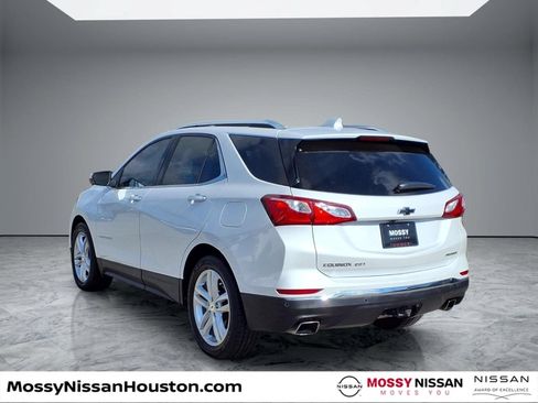 Used 2020 Chevrolet Equinox Premier FWD image 2