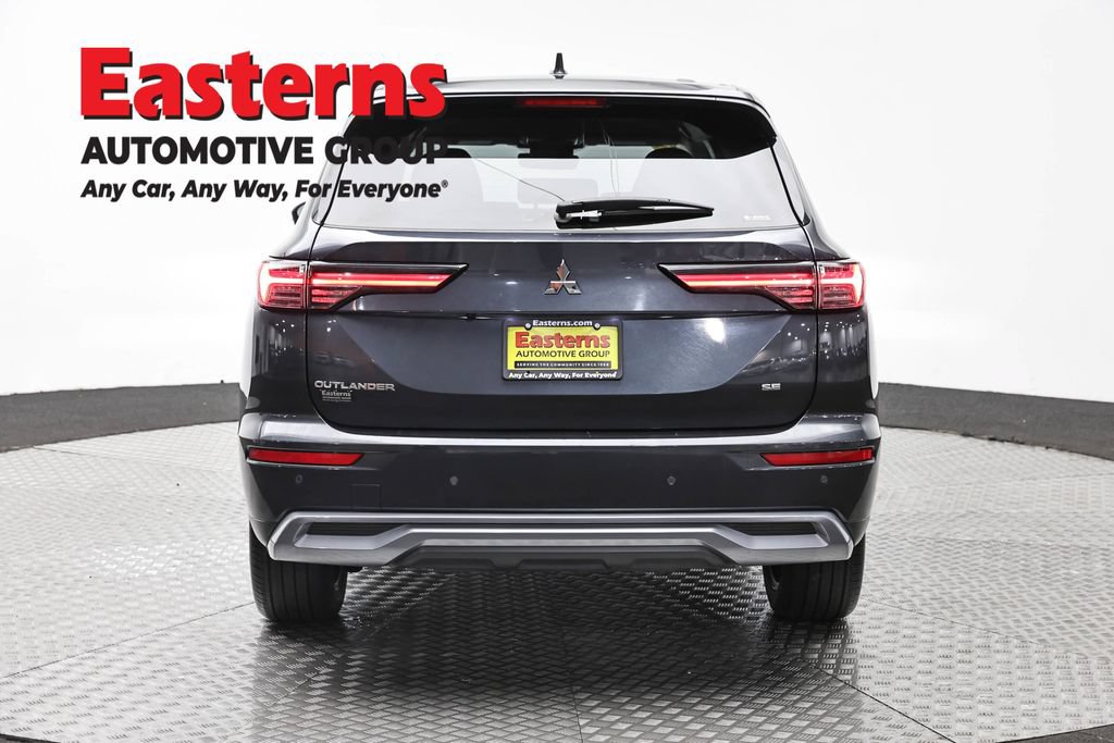 Used 2025 Mitsubishi Outlander SE AWD/4WD image 7
