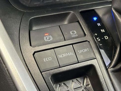 Certified 2024 Toyota RAV4 XLE Premium FWD image 21