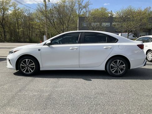 Used 2023 Kia Forte LXS FWD image 8