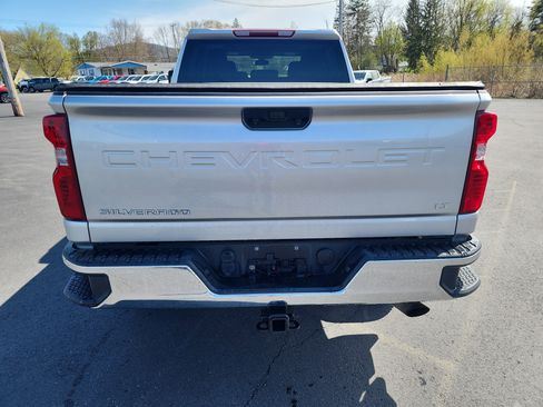 Used 2022 Chevrolet Silverado 2500 LT w/ Convenience Package AWD/4WD image 7