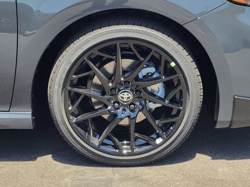 New 2026 Toyota Camry Hybrid FWD image 23
