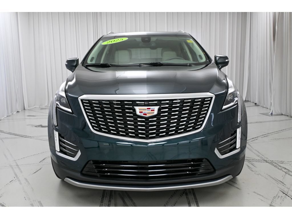 Used 2025 Cadillac XT5 Premium Luxury AWD/4WD image 3