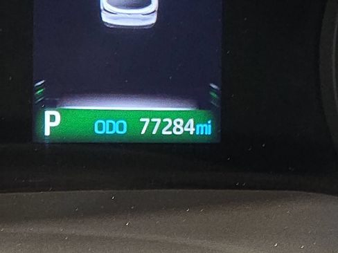 Used 2023 Toyota Sienna XLE FWD image 30