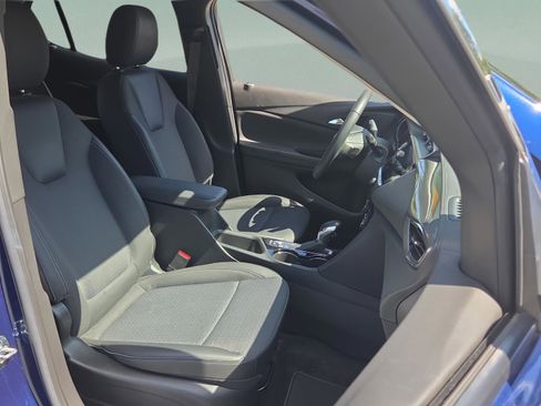 Used 2023 Buick Encore GX Preferred w/ Cold Weather Comfort Package FWD image 15