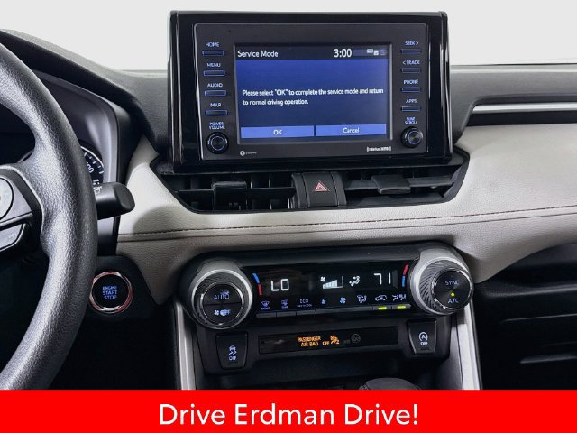 Certified 2021 Toyota RAV4 XLE FWD image 20