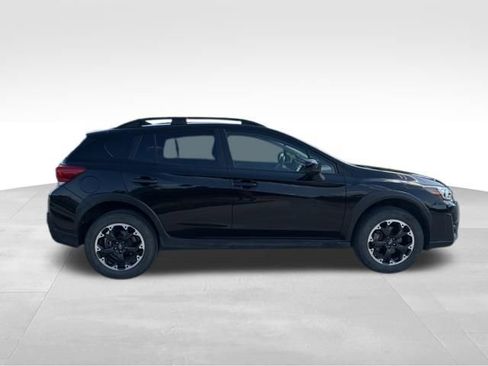 Used 2022 Subaru Crosstrek 2.0i Premium w/ Moonroof Package AWD/4WD image 2