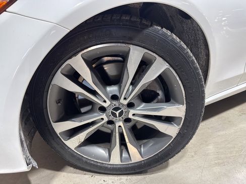 Used 2017 Mercedes-Benz C 300 4MATIC Cabriolet image 2