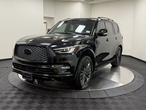 Certified 2024 INFINITI QX80 Sensory w/ Cargo Package AWD/4WD image 3