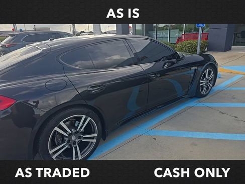 Used 2014 Porsche Panamera 4 AWD/4WD image 2