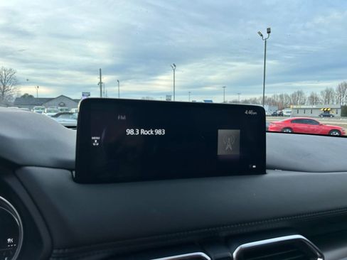 Used 2025 MAZDA CX-5 Carbon Edition image 12