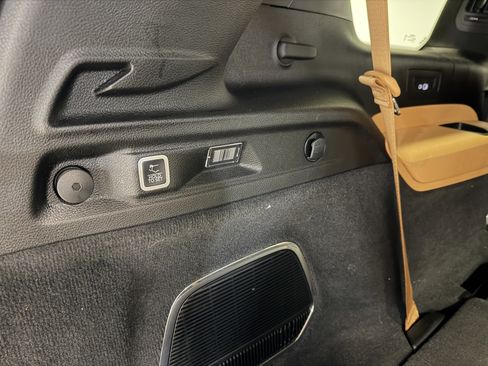 Used 2022 Jeep Grand Cherokee L Summit image 37