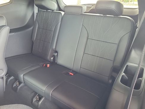 New 2026 Buick Enclave Avenir w/ Super Cruise Package FWD image 11