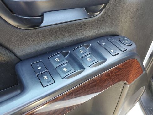 Used 2014 GMC Sierra 1500 SLE w/ SLE Value Package AWD/4WD image 12