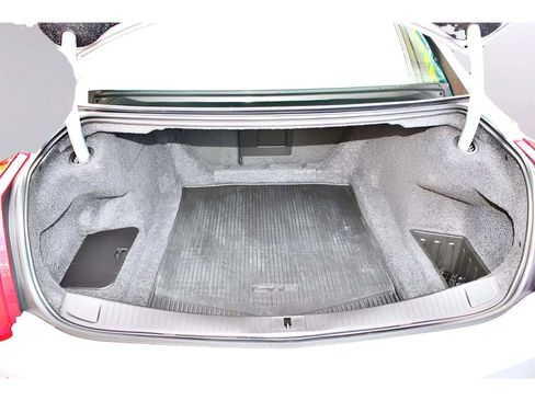 Used 2018 Cadillac CTS Luxury image 4