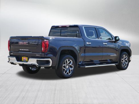 Used 2024 GMC Sierra 1500 SLT w/ SLT Premium Plus Package AWD/4WD image 7