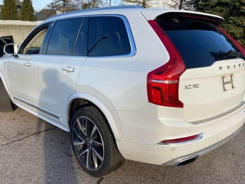Used 2019 Volvo XC90 T6 Inscription w/ Luxury Package image 7
