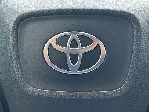 Used 2025 Toyota bZ4X XLE w/ Weather Package image 37