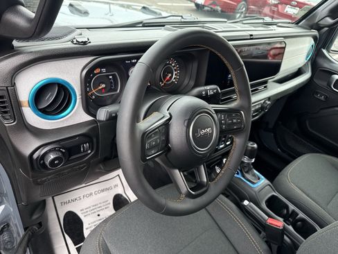Used 2024 Jeep Wrangler Sport S image 16