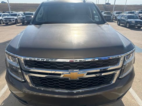 Used 2016 Chevrolet Tahoe LS RWD image 2