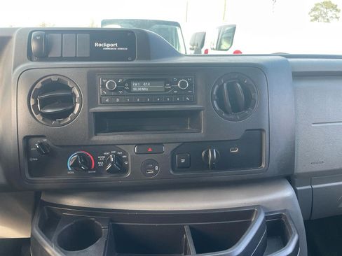 Used 2021 Ford E-350 and Econoline 350 Super Duty w/ Power Windows & Locks Group image 25