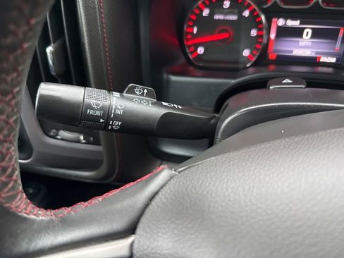Used 2015 GMC Sierra 1500 SLT w/ All-Terrain Package AWD/4WD image 25