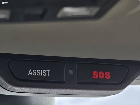 Used 2018 RAM 2500 Laramie w/ Cold Weather Group image 30