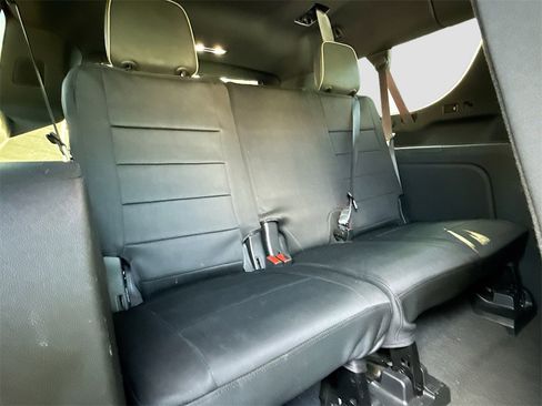 Used 2022 GMC Yukon XL SLT image 30