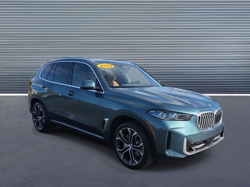 Used 2026 BMW X5 xDrive40i image 2
