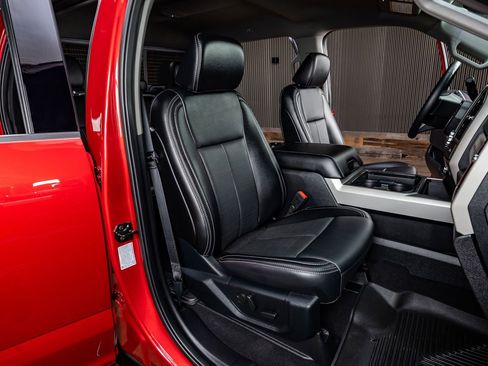 Used 2021 Ford F250 Lariat image 31