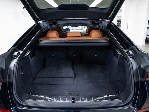 Used 2026 BMW X6 xDrive40i w/ Climate Comfort Package image 8