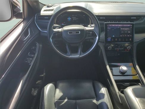 Used 2021 Jeep Grand Cherokee L Overland w/ Luxury Tech Group IV RWD image 12