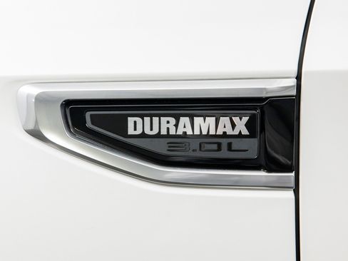 Used 2023 GMC Yukon Denali image 13