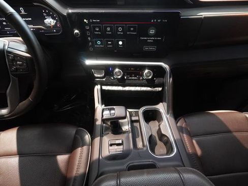 Used 2023 GMC Sierra 1500 Denali AWD/4WD image 21