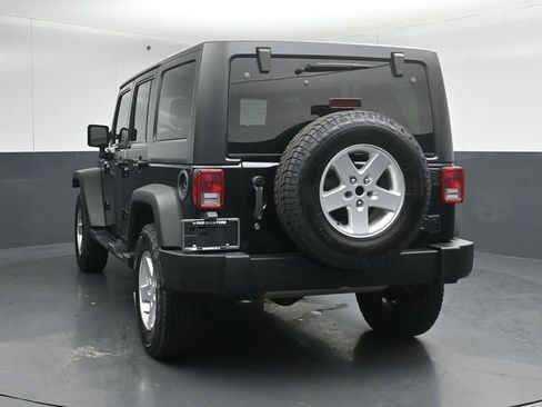 Used 2015 Jeep Wrangler Unlimited Sport w/ Quick Order Package 24S AWD/4WD image 6