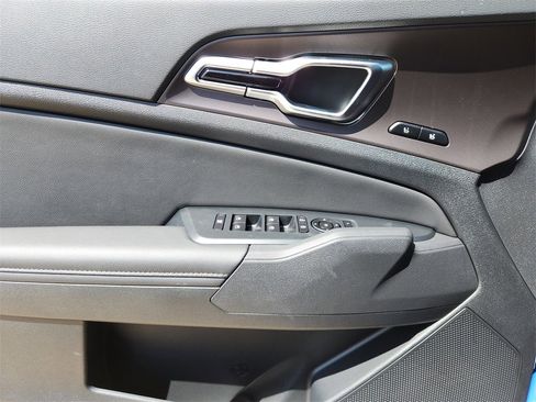 New 2026 Kia Sportage SX image 17